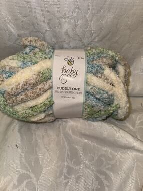 New Baby Bee Cuddly One Jumping Junipers 33 Yd Skein Knitting Crochet Yarn ￼ ￼
